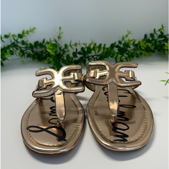 Sam Edelman Carter Flat Oro Remato Liquid Metallic Sandals Size 8.5 - Picture 1 of 10